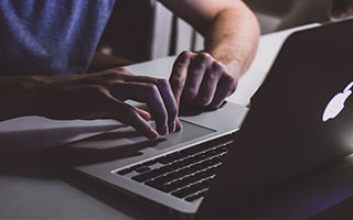 买👿足球的ap🈺p知乎🍭积极作答，落实解释